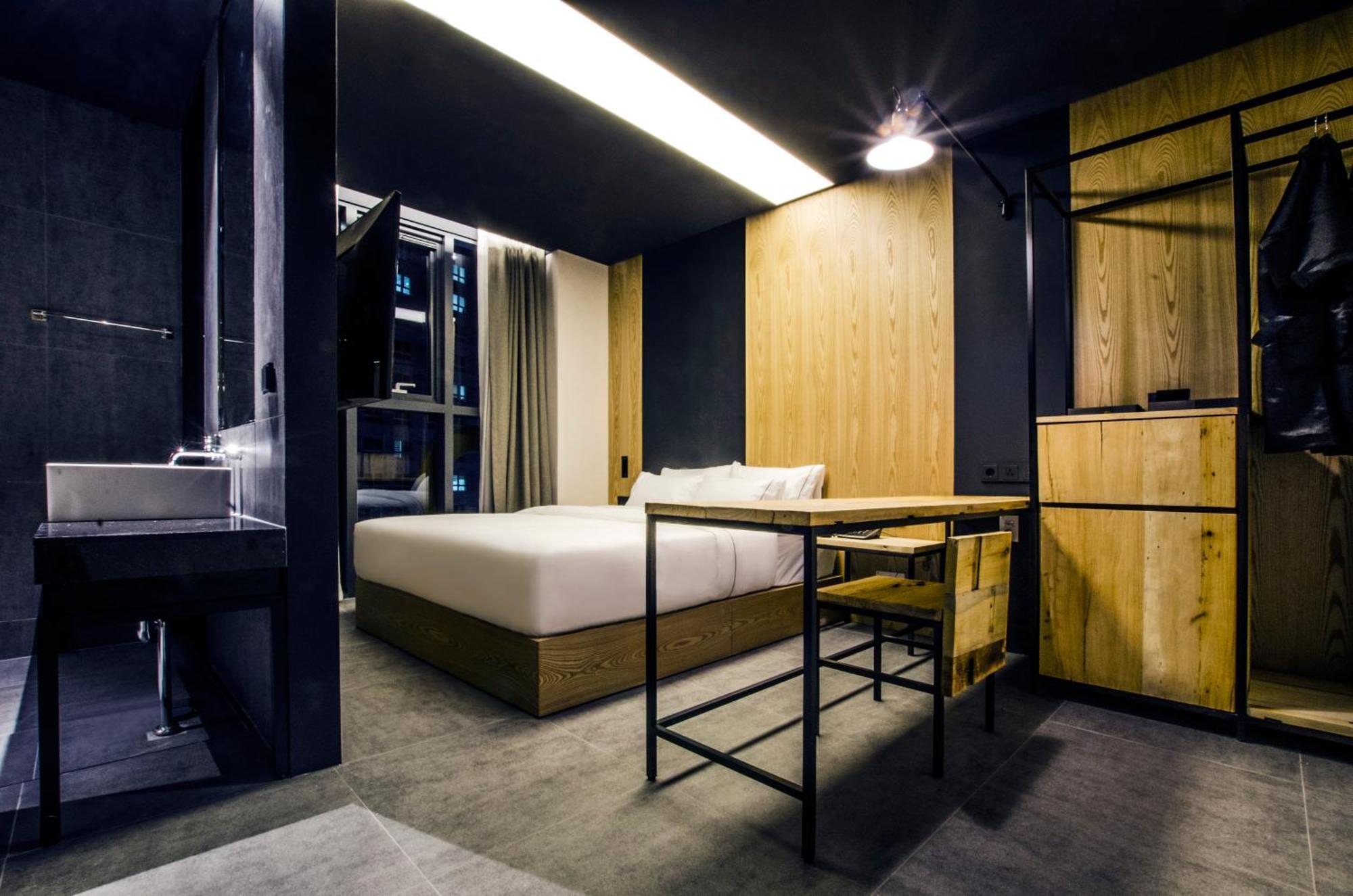 Hotel The Designers Premier Kondae Сеул Экстерьер фото