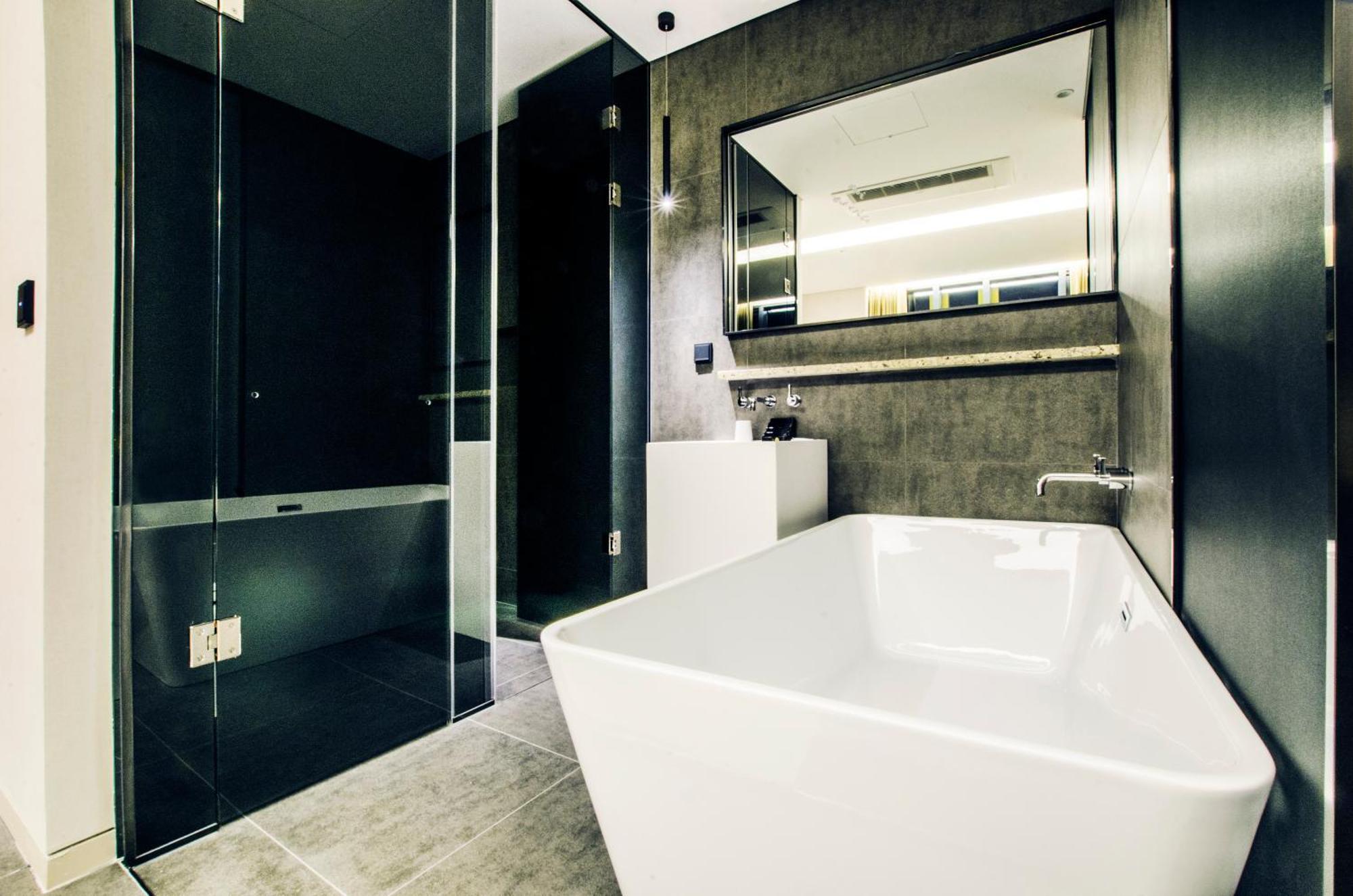 Hotel The Designers Premier Kondae Сеул Экстерьер фото