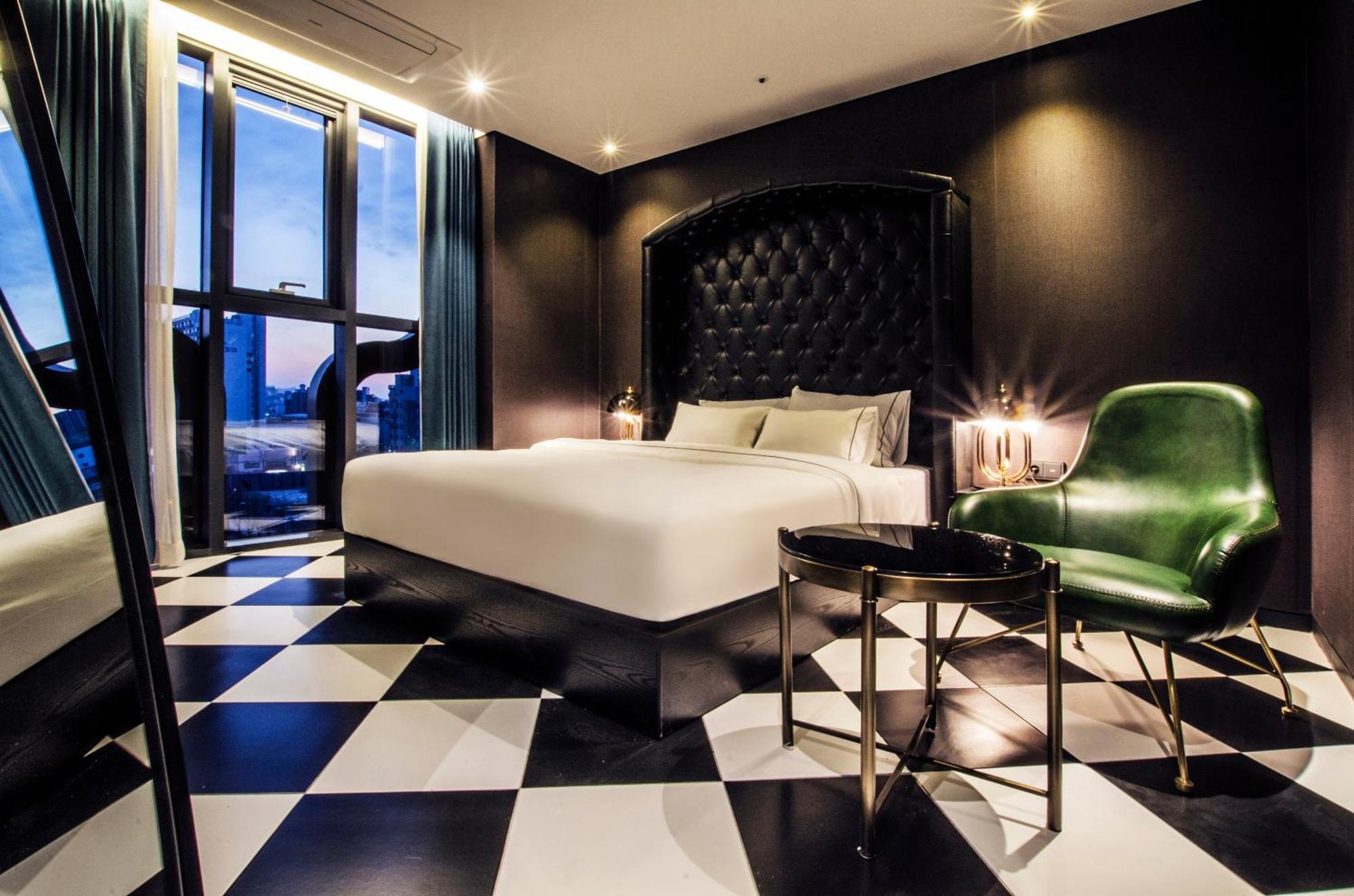 Hotel The Designers Premier Kondae Сеул Экстерьер фото
